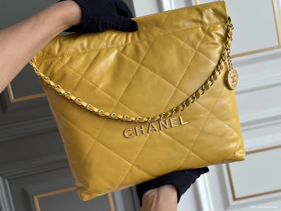 Hyper Peter SMALL 22 CHANEL HANDBAG 0805
